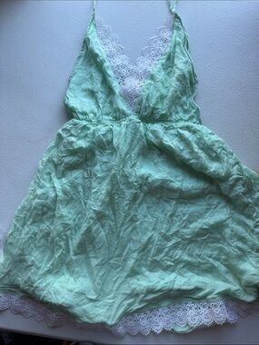 Tobi Mint Green Lace-Trim Slip Chemise